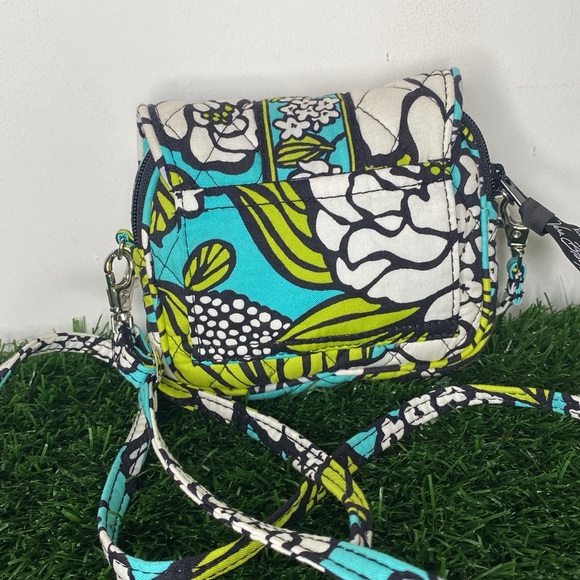 Vera Bradley crossbody small purse - Picture 11 of 12